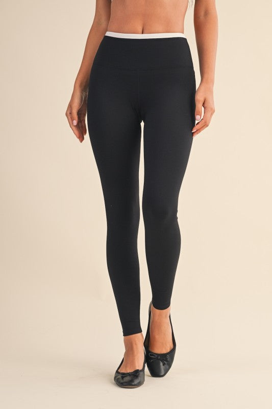 The Layered Set (BLACK)