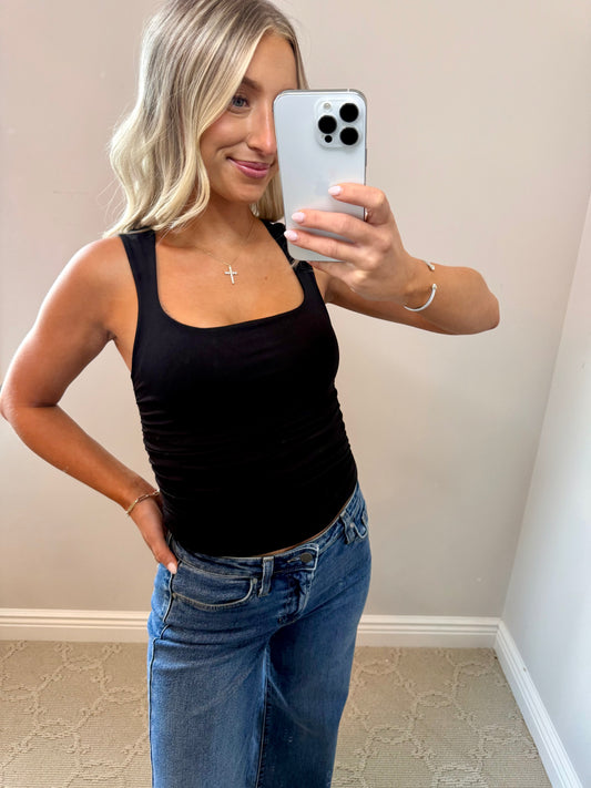 FlirtSide Strech Tank (BLACK)