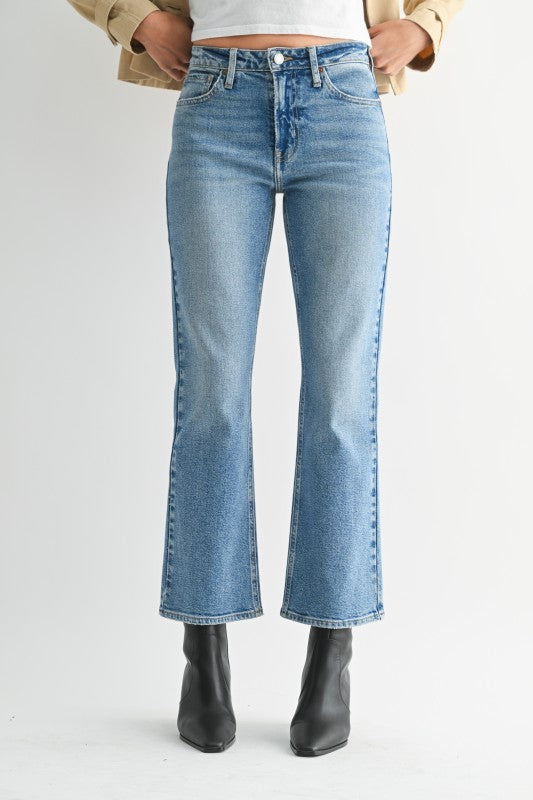 Slim Cropped Bootcut Jeans