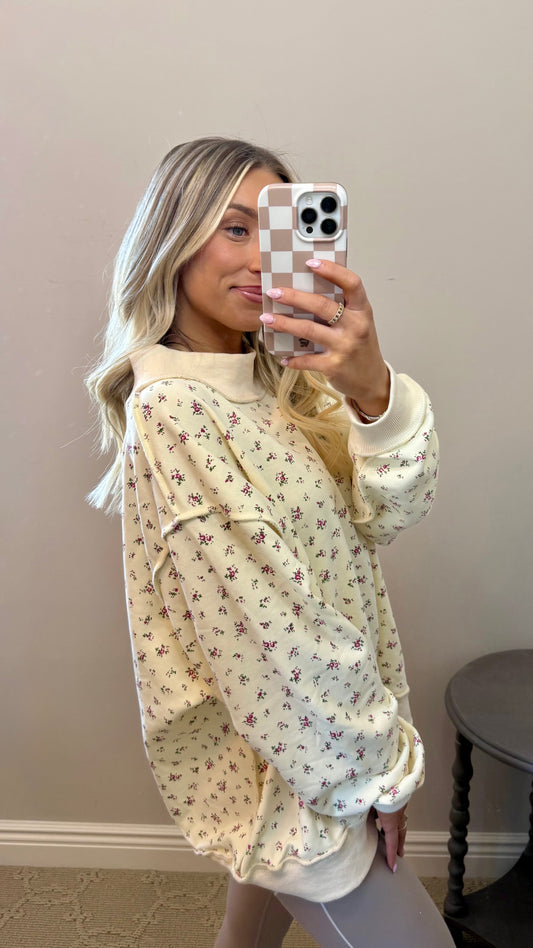 Floral Oversized Mockneck