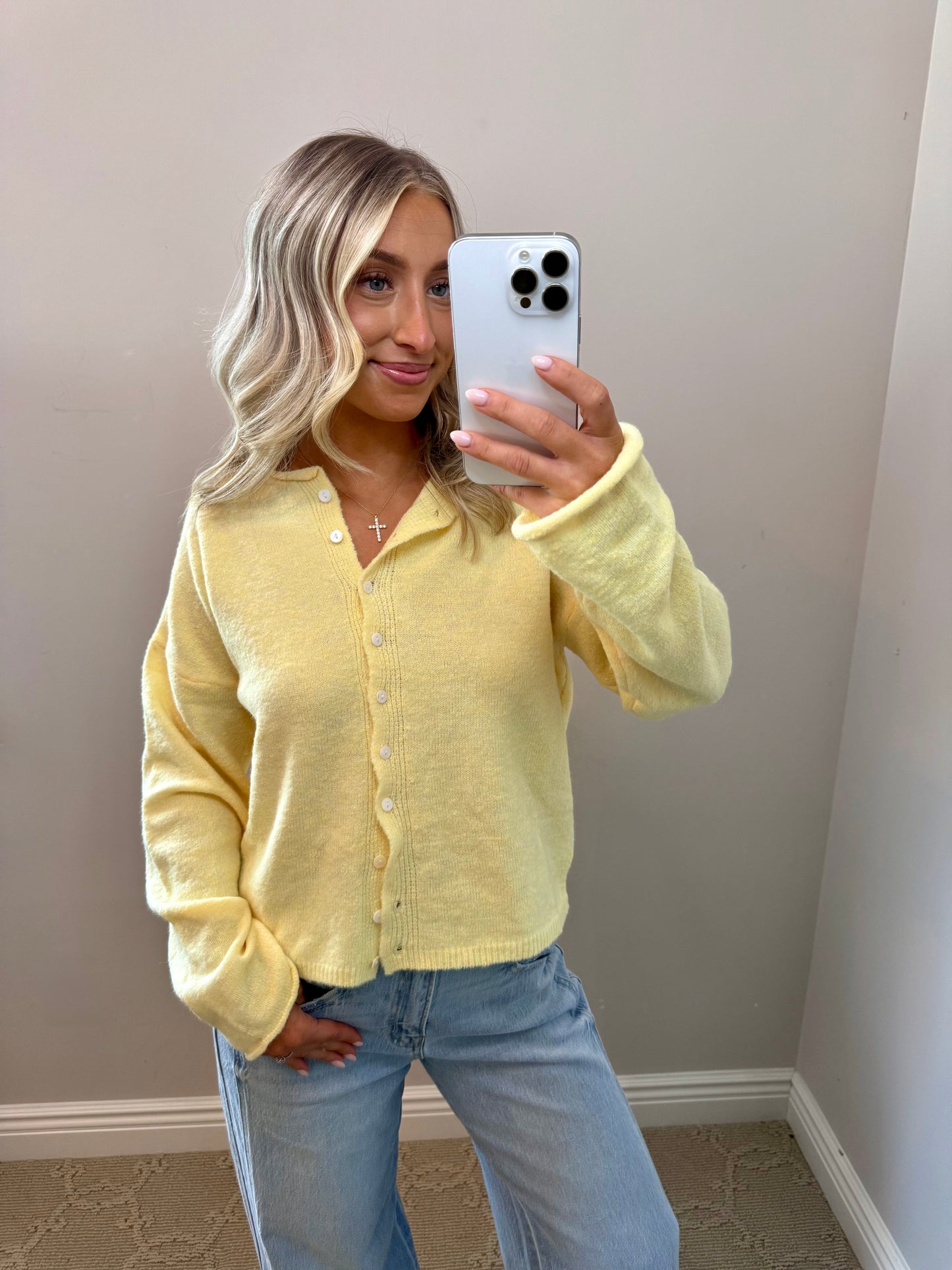 The Classic Cardigan (BUTTER)