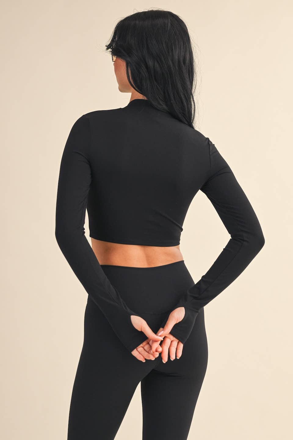 Cropped Pullover with Half Zip (BLACK)